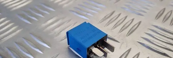 Nissan Almera N16 Other relay 4RA00781303 252309F920
