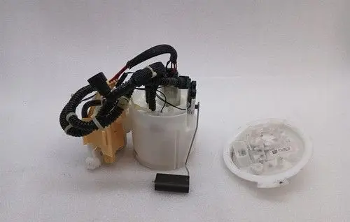 BMW M5 F90 In-tank fuel pump 7856997