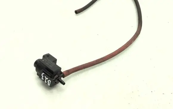 BMW 3 E92 E93 Turbo solenoid valve 7810831 70231800