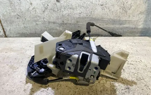 Ford Edge II Rear door lock FT4AA26413BC 035929 40034142