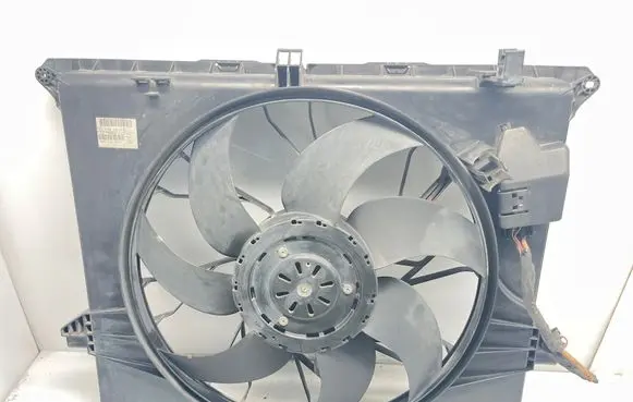 Mercedes-Benz ML W164 Electric radiator cooling fan A1645000493