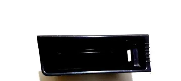 Volkswagen PASSAT B6 Car ashtray 3c0863077 31823-0100