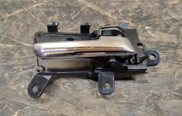 KIA Optima Front door interior handle 826202T000