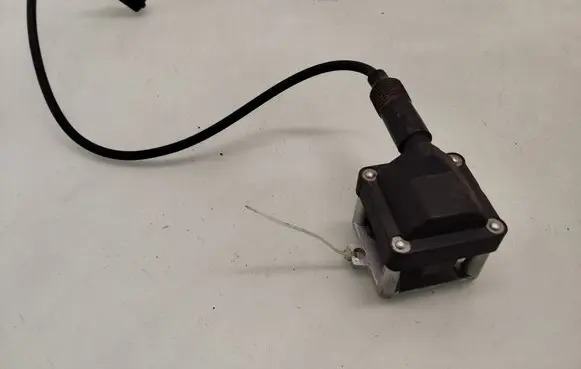 High voltage ignition coil