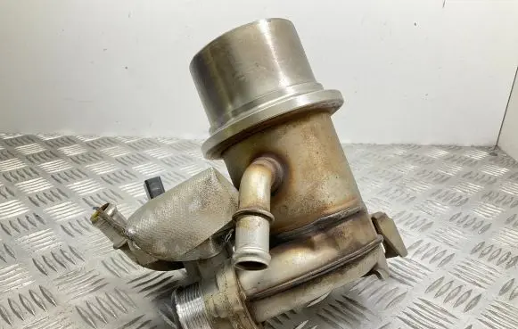 Skoda Octavia Mk3 (5E) EGR valve cooler 04L131512D