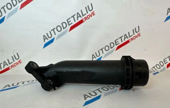 Engine coolant pipe/hose