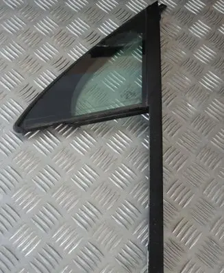 Porsche Cayenne (92A) Sliding door window/glass 