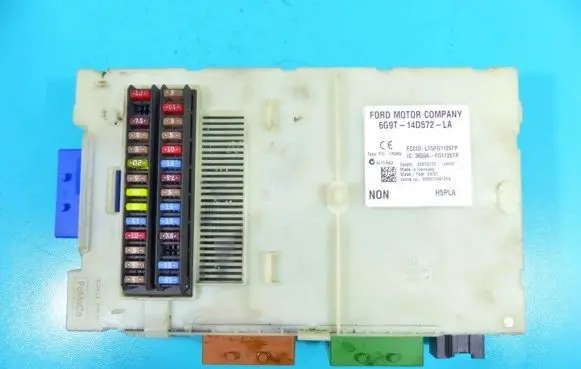 Land Rover Freelander 2 - LR2 Central body control module 6G9T-14D572-LA IMPRK1210046