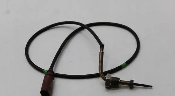 Skoda Superb B8 (3V) Exhaust gas temperature sensor 04L906088