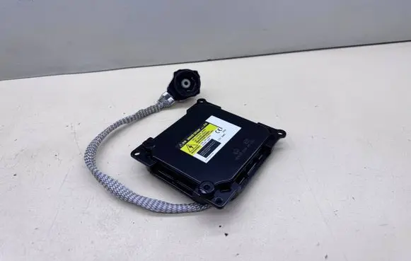 Lexus IS 220D-250-350 Headlight ballast module Xenon 8110712A80 8110721150 8110730D30