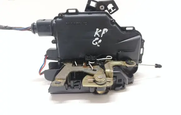 Seat Toledo II (1M) Rear door lock 1J0973713