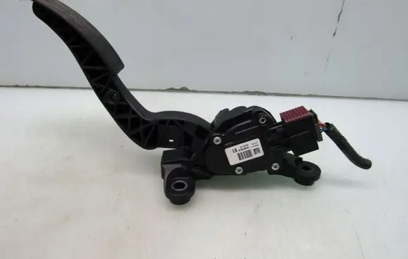 KIA Rio Accelerator throttle pedal