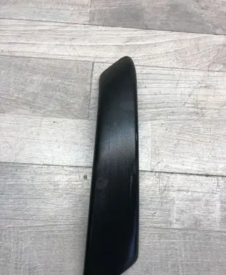 Skoda Octavia Mk2 (1Z) Rear door handle cover 1Z0868537