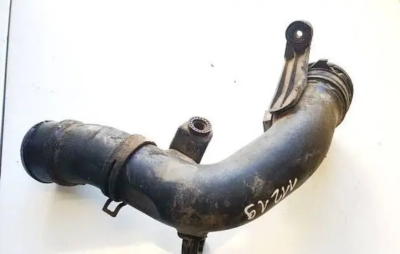 Volkswagen PASSAT B6 Intercooler hose/pipe 3C0145762AD