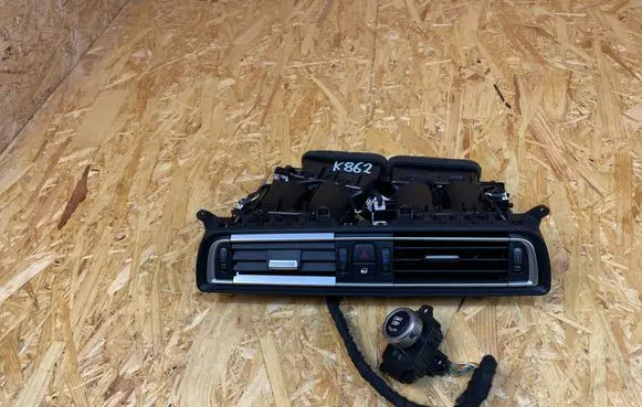 BMW 7 F01 F02 F03 F04 Dash center air vent grill 9115860