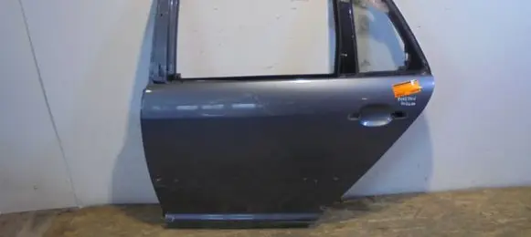 Volkswagen Phaeton Rear door