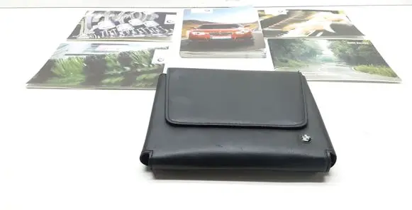 BMW 1 E82 E88 Owners service history hand book 