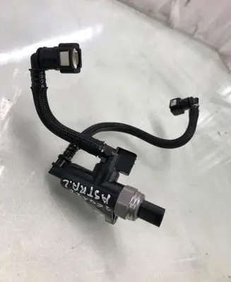 Opel Astra L Fuel pressure sensor 9828711180