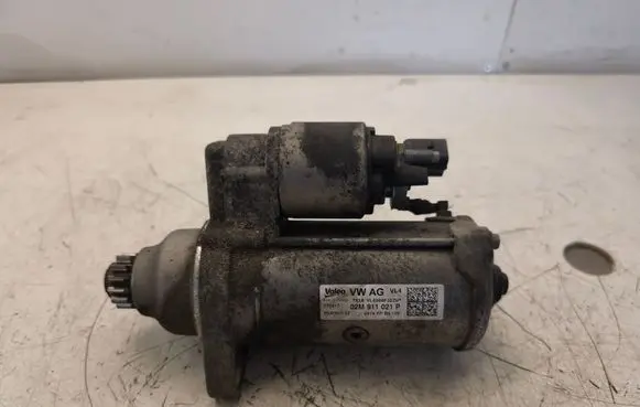 Volkswagen Crafter Starter motor 02M911021P