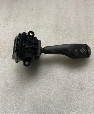 BMW 5 E39 Indicator stalk 8363668 01104010