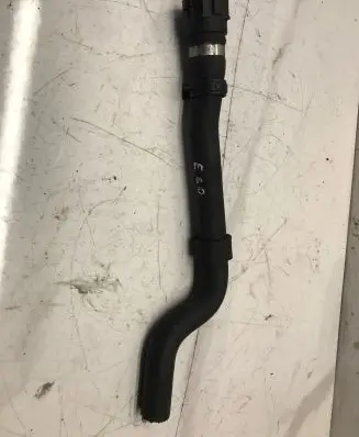 BMW 5 E60 E61 Coolant pipe/hose 
