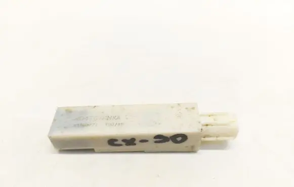 Mazda CX-30 Aerial antenna amplifier KD47676NXAJLK01