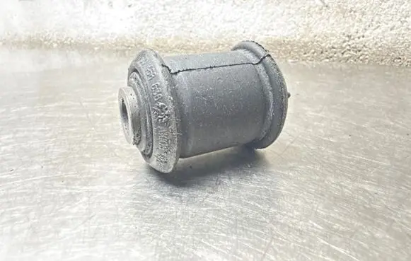 Opel Astra G Front wishbone bush L24834