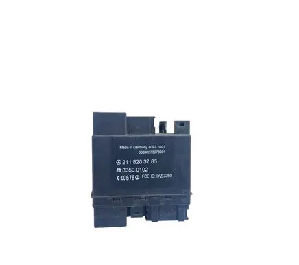 Mercedes-Benz E W211 Keyless (KESSY) go control unit/module 2118203785 33500102