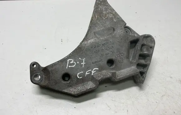 Volkswagen PASSAT B7 Engine mounting bracket 03L199207