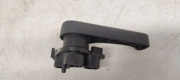 Hyundai i20 (PB PBT) Engine bonnet (hood) release handle