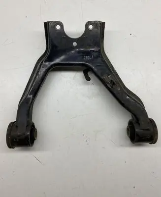 Mitsubishi Pajero Front lower control arm/wishbone