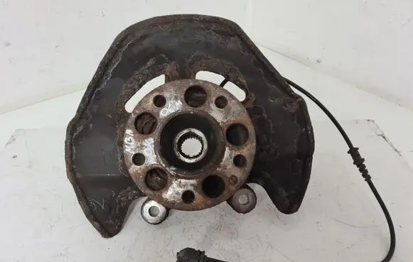 Mercedes-Benz A W169 Front wheel hub spindle knuckle