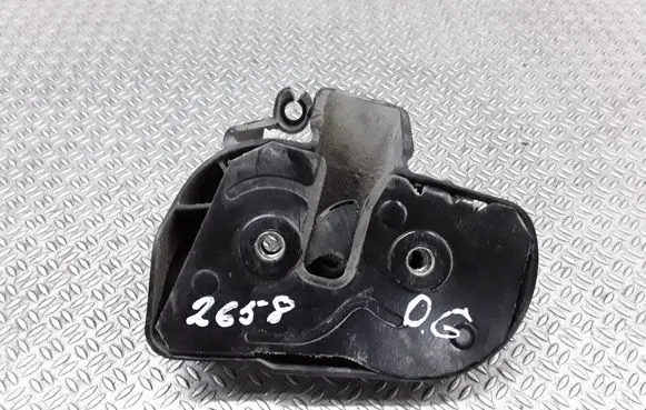 Volkswagen Caddy Sliding door lock 2K0843604