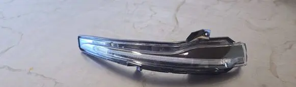Mercedes-Benz E W213 Mirror indicator light A0999064701