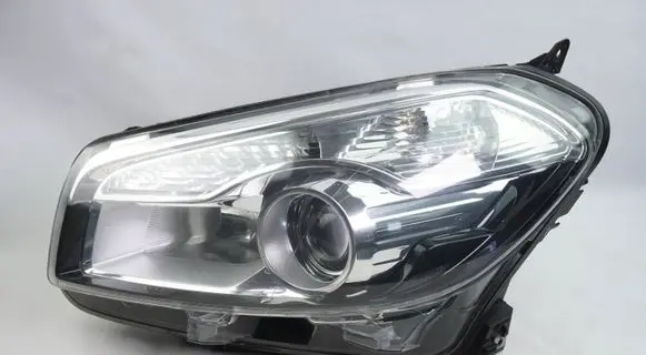 Nissan Qashqai Headlight/headlamp