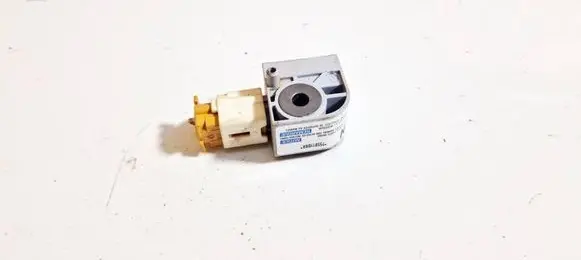 Suzuki Swift I Airbag deployment crash/impact sensor 3893062j10000 280501065wk43512