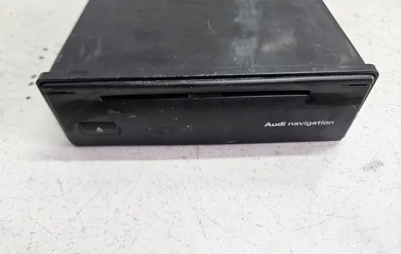 Audi A6 S6 C5 4B Navigation unit CD/DVD player 4D0919892