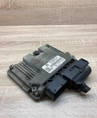 Skoda Octavia Mk2 (1Z) Engine control unit/module ECU 03G906021LB 0281013238