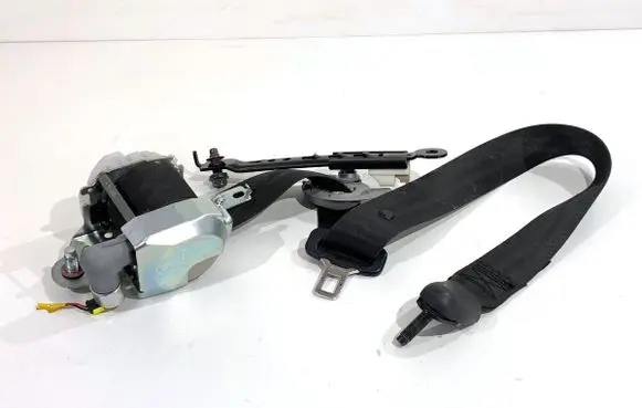 Hyundai i40 Front seatbelt 888203Z000RY