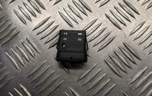 Mercedes-Benz Sprinter W906 Headlight level height control switch 9068260038