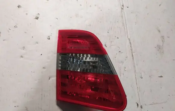 Mercedes-Benz B W245 Tailgate rear/tail lights A1698201564