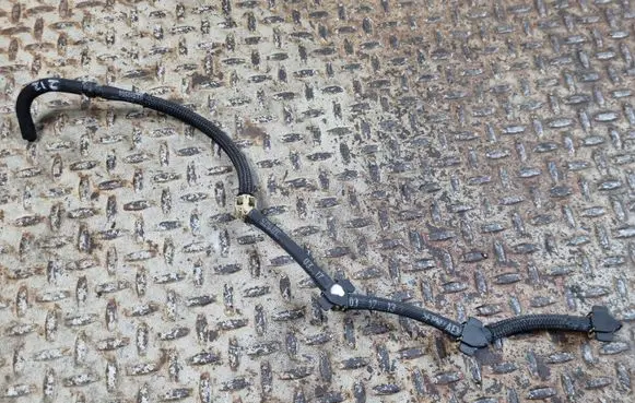 Fuel return line/hose