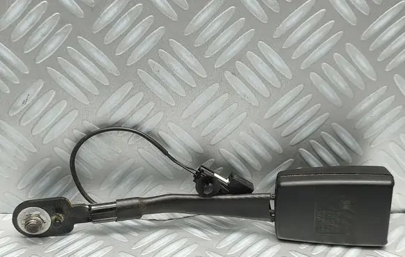 Opel Zafira C Front seatbelt buckle 13383724 623066200