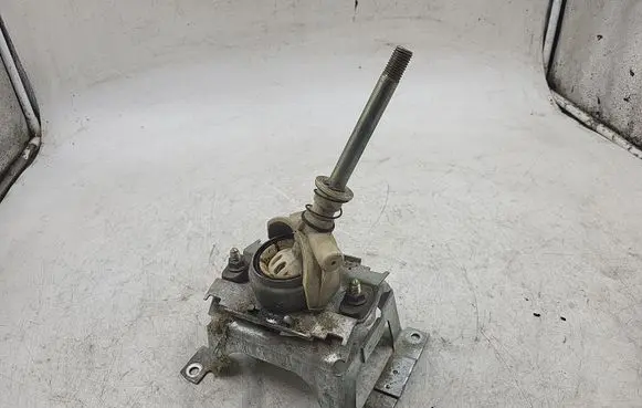 Audi A6 S6 C4 4A Gear shifter/selector 