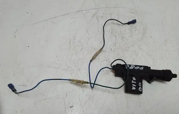 Mercedes-Benz Vito Viano W638 Rear lock motor 
