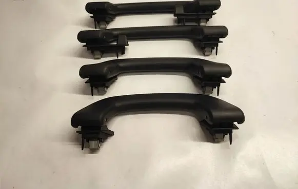 BMW 5 G30 G31 G38 A set of handles for the ceiling 