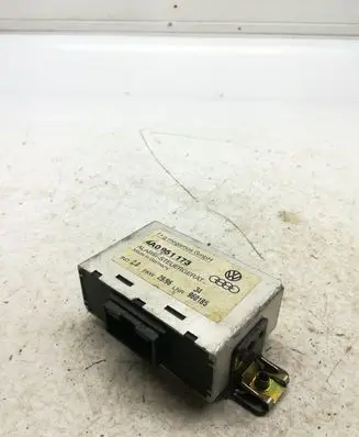 Audi A4 S4 B6 8E 8H Alarm control unit/module 4A0951173
