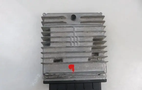Ford Mondeo Mk III Engine control unit/module 5S7112A650LA