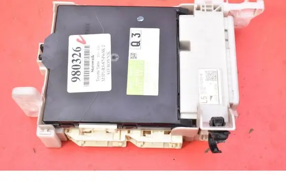 Toyota Yaris Engine control unit/module ECU 82730-52M80-B