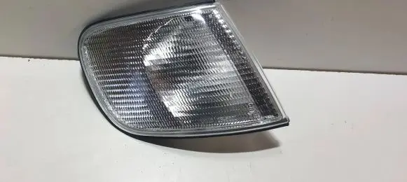 Audi A6 S6 C5 4B Front indicator light 185001B